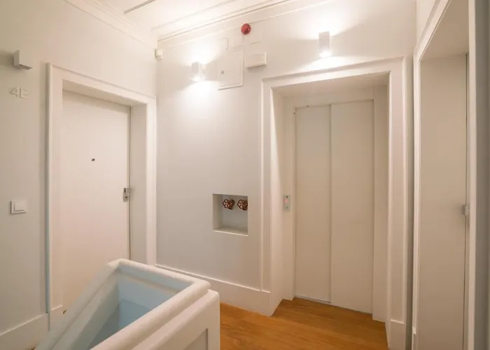 Luxury In Heart Of Baixa-chiado Lägenhet *