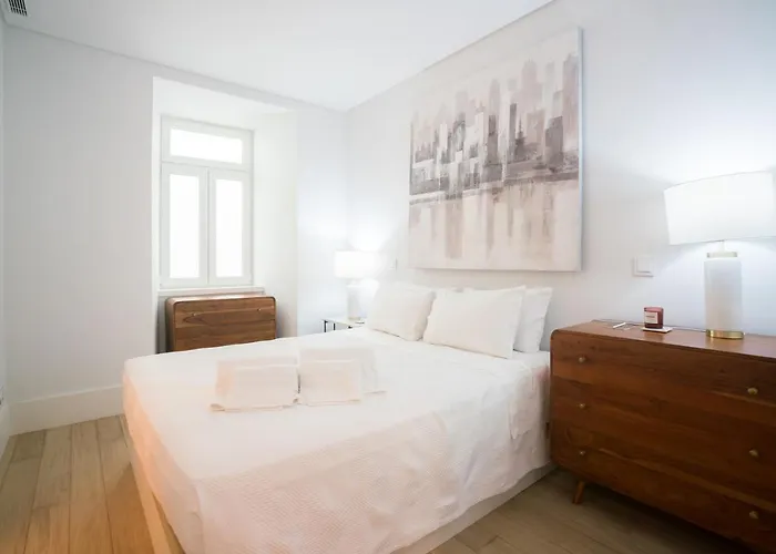 Daire Luxury In Heart Of Baixa-chiado Lisboa