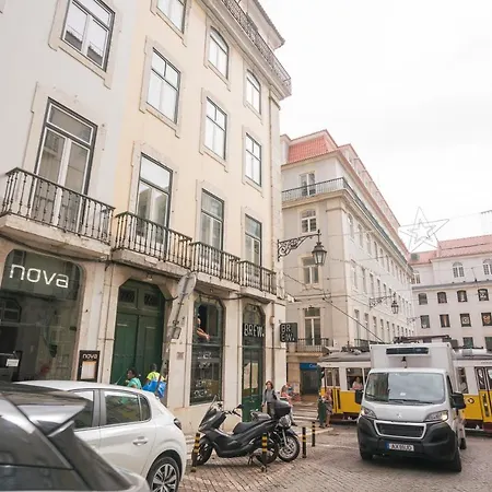 Luxury In Heart Of Baixa-chiado Appartamento Lisbona